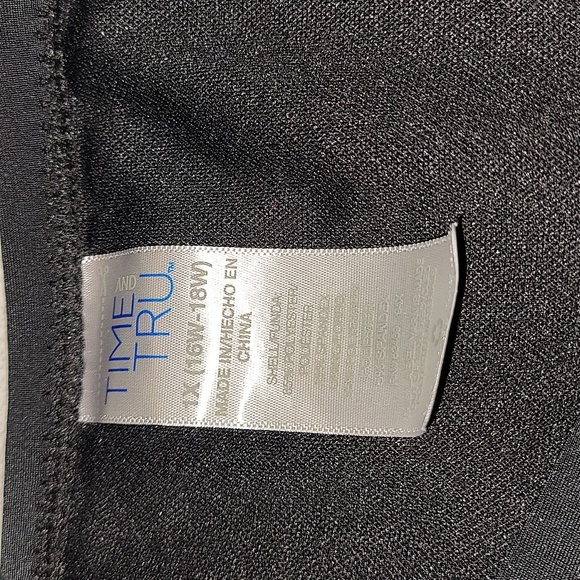 Women's Size 1X (16W-18W) Side drawstring design Worn once LIKE NEW - Picture 3 of 3